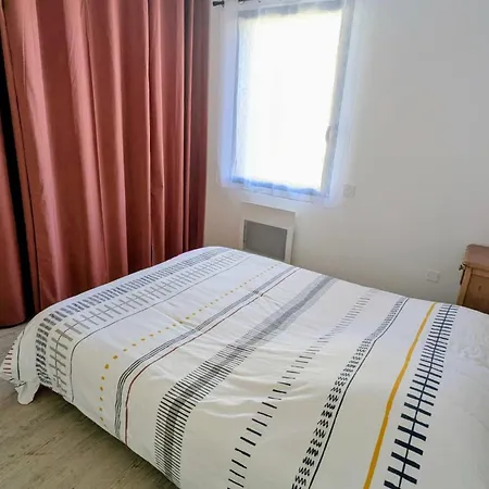 New House With Garden - Near Holiday home *