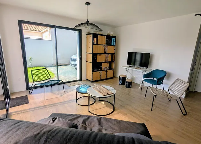 New House With Garden - Near